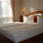 Carmina Am Hotel 3*