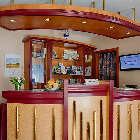 Hotell Carmina Am 3*