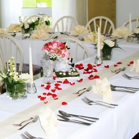 Carmina Am Hotell 3*