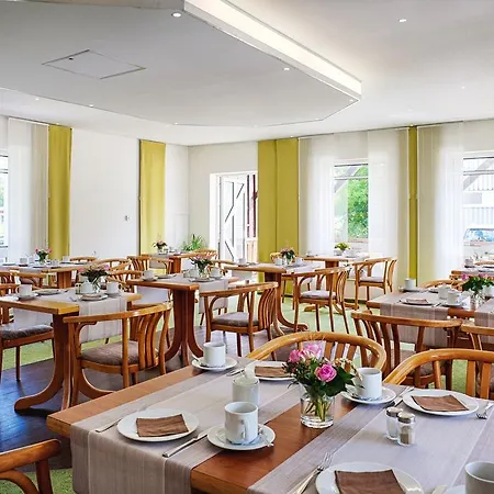 Hotel Carmina Am