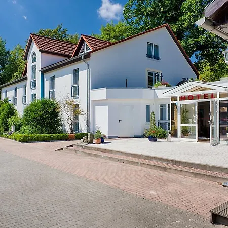 Carmina Am Hotell Karnin (Mecklenburg-Vorpommern)