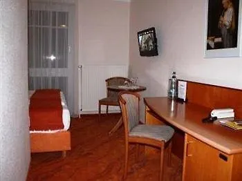 Carmina Am Hotell 3*